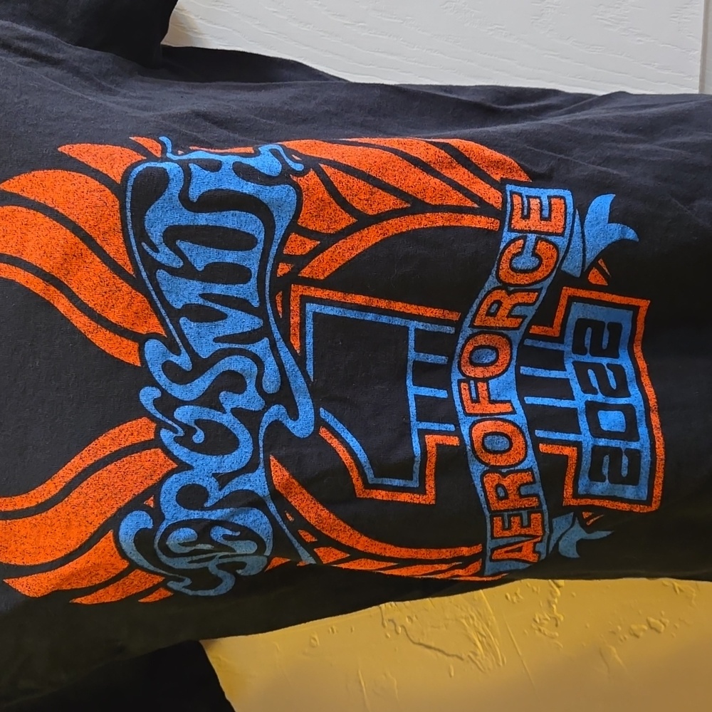 Gildan Aerosmith Black Graphic T-Shirt - Picture 2 of 6